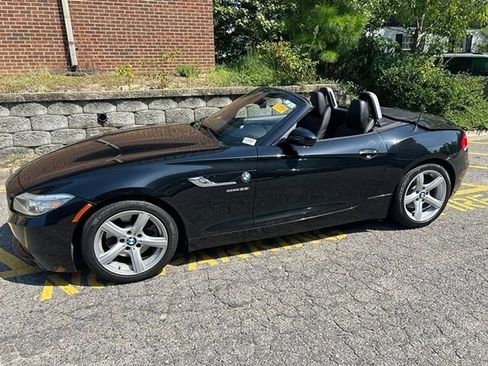 Used 2016 BMW Z4 sDrive28i RWD image 10