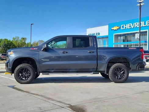 Used 2019 Chevrolet Silverado 1500 Custom Trail Boss w/ Custom Convenience Package AWD/4WD image 5