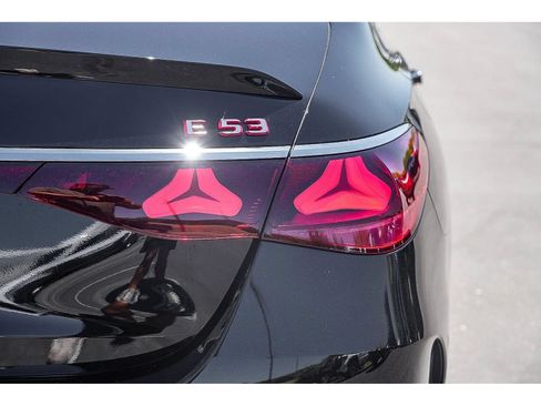 New 2026 Mercedes-Benz E 53 AMG e 4MATIC Sedan image 12