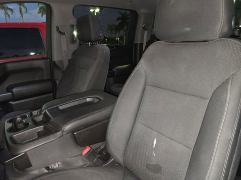Used 2019 Chevrolet Silverado 1500 Custom w/ Custom Value Package image 15