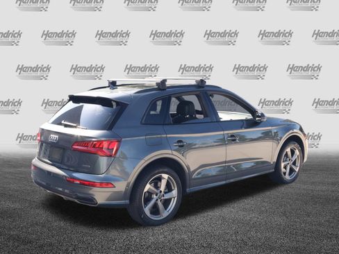 Used 2020 Audi Q5 2.0T Titanium Prestige w/ Prestige Package AWD/4WD image 9