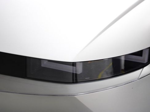 Used 2024 Hyundai Ioniq 5 Limited image 28