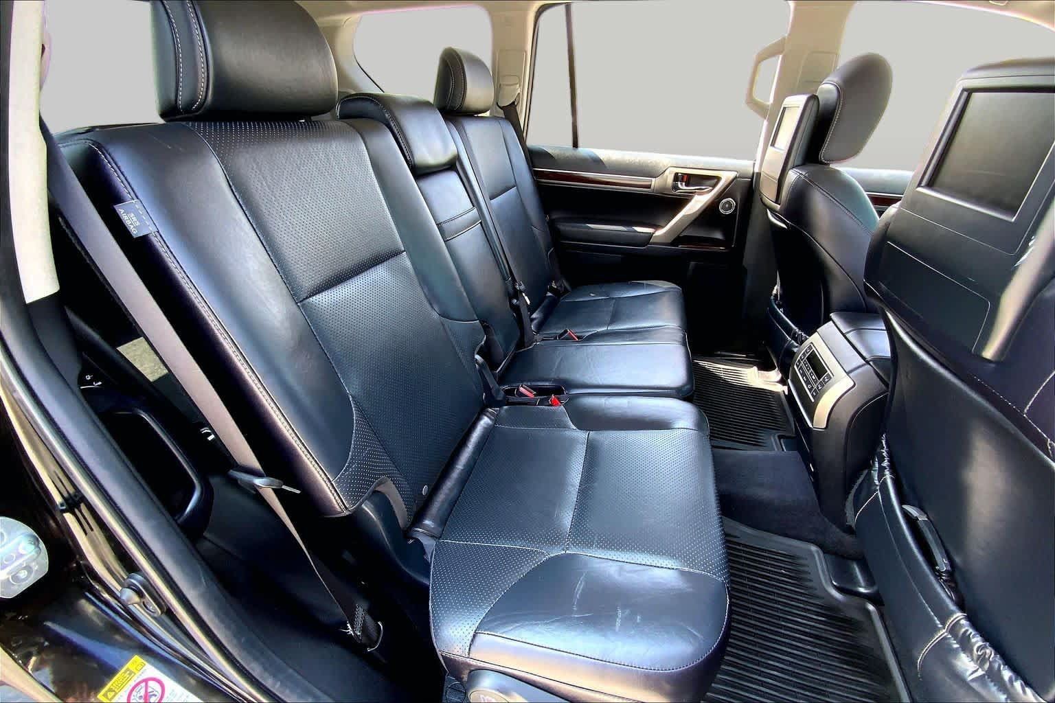 Used 2016 Lexus GX 460 Luxury AWD/4WD image 18