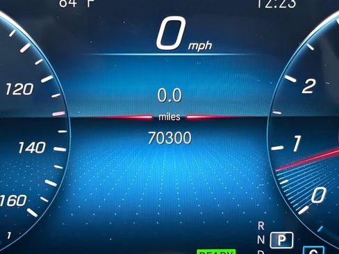 Used 2021 Mercedes-Benz GLS 450 4MATIC image 16