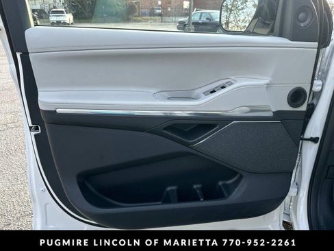 New 2026 Lincoln Navigator L Reserve image 10