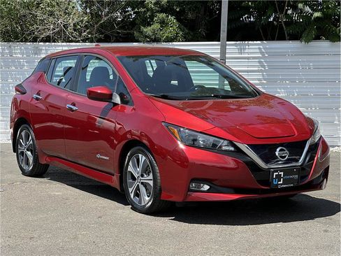 Used 2019 Nissan Leaf SV w/ SV All Weather Package FWD image 8