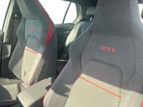 New 2026 Volkswagen GTI SE FWD image 24