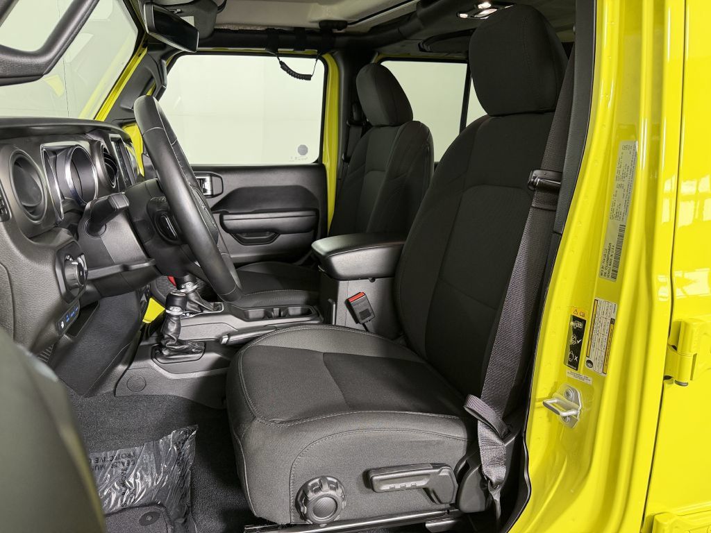 Used 2023 Jeep Wrangler Unlimited w/ Cold Weather Group AWD/4WD image 23