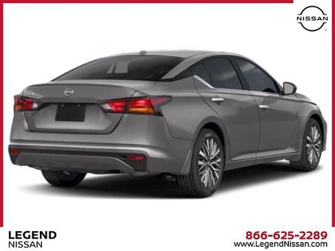 New 2026 Nissan Altima 2.5 SV FWD image 3