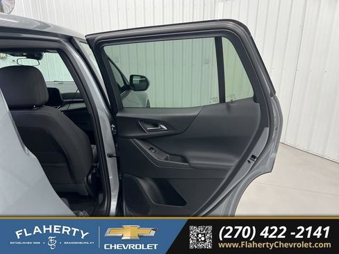 New 2026 Chevrolet Equinox LT image 12