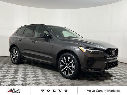 Certified 2025 Volvo XC60 B5 Core w/ Climate Package image 2