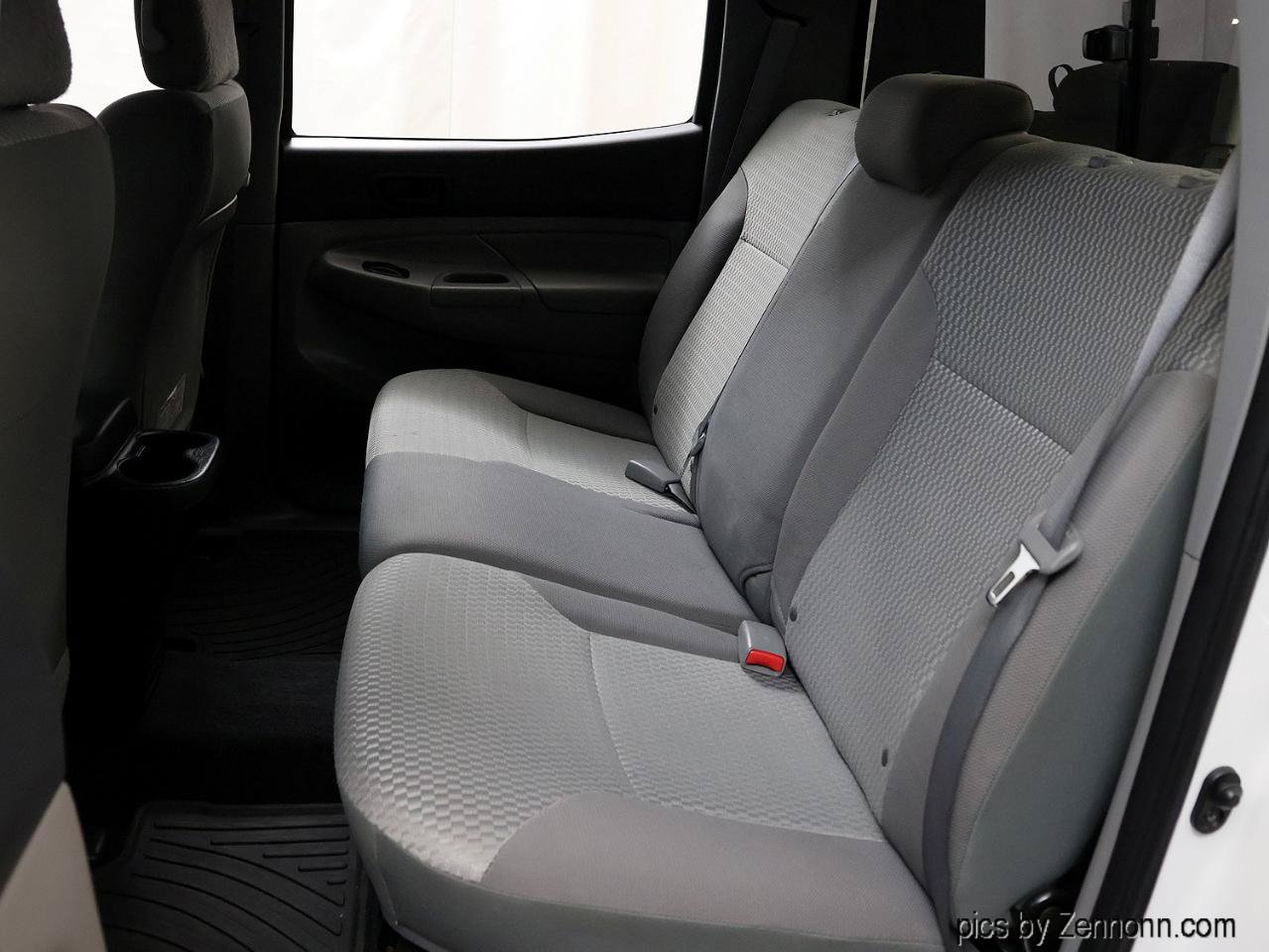 Used 2015 Toyota Tacoma PreRunner w/ Convenience Package RWD image 13
