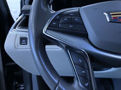 Used 2020 Cadillac XT5 Premium Luxury w/ LPO, Floor Liner Package AWD/4WD image 27