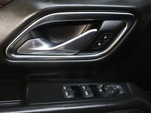 Used 2023 Chevrolet Suburban LS w/ Driver Alert Package image 28