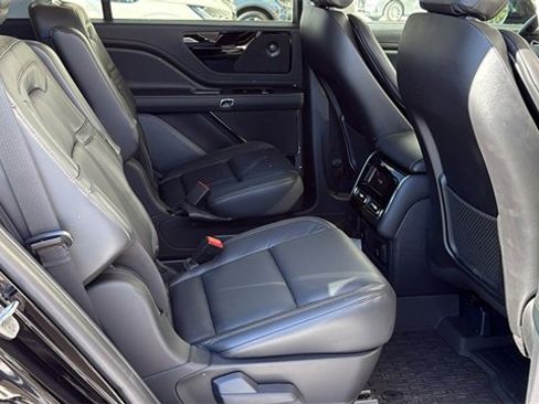 New 2025 Lincoln Aviator Reserve w/ Jet Appearance Package image 10