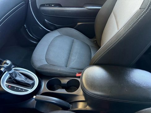 Used 2019 Kia Soul + image 35