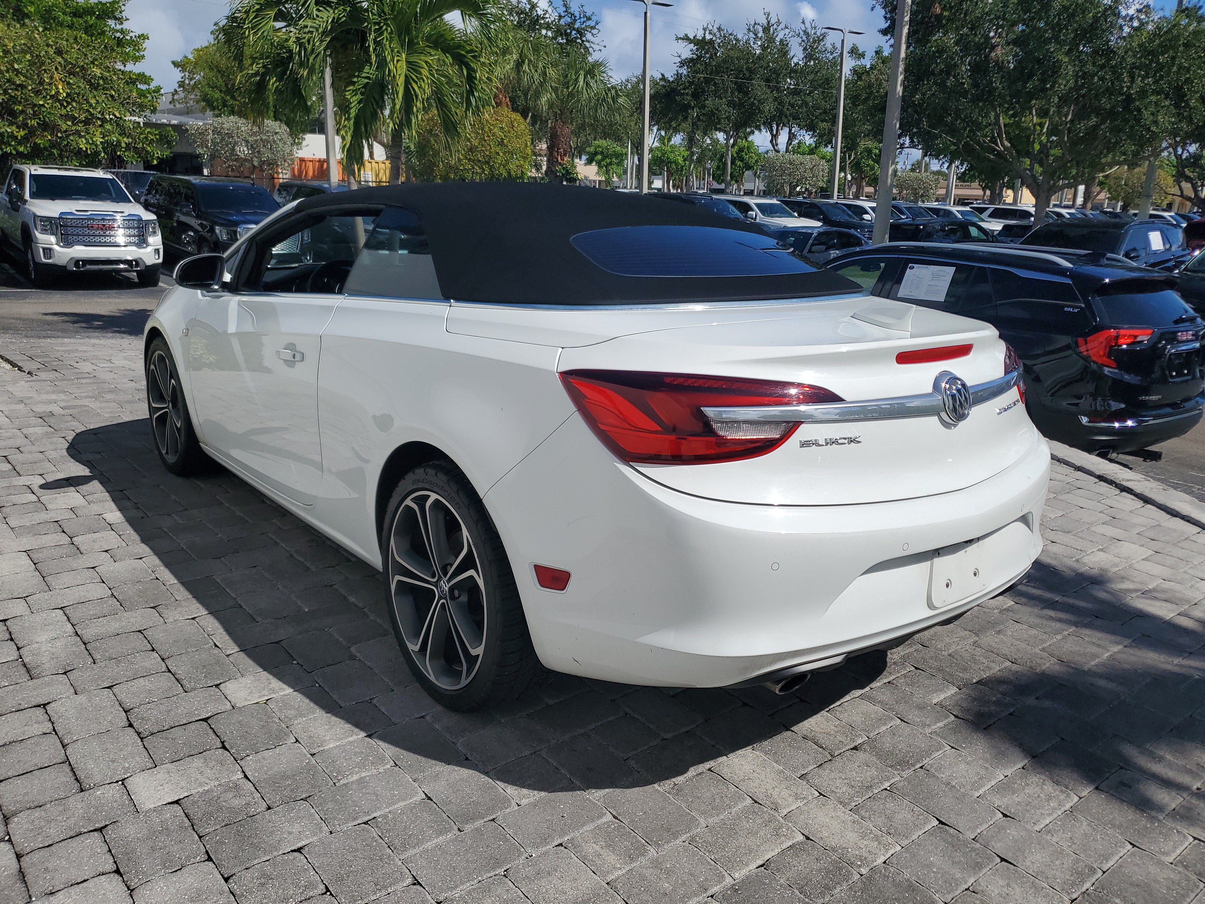 Used 2016 Buick Cascada Premium FWD image 4