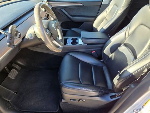 Used 2024 Tesla Model Y Long Range image 6