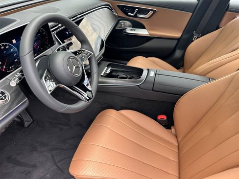 New 2026 Mercedes-Benz E 350 4MATIC Sedan image 10