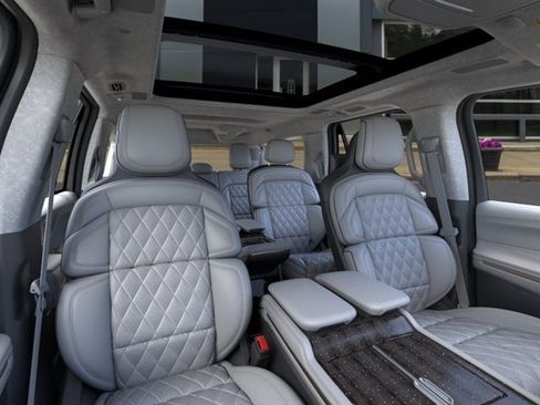New 2026 Lincoln Navigator L Black Label w/ Black Label Special Edition AWD/4WD image 56