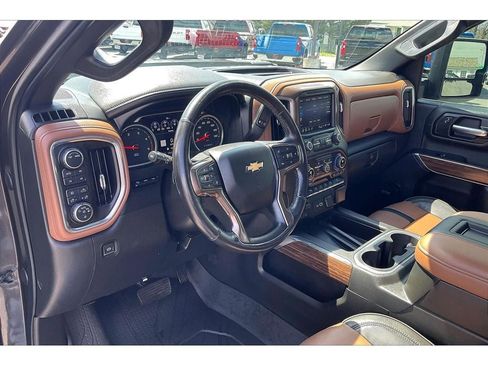 Used 2021 Chevrolet Silverado 3500 High Country w/ Z71 Off-Road Package AWD/4WD image 16