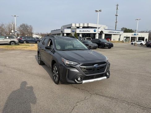 Used 2025 Subaru Outback Limited w/ Popular Package #2 image 2