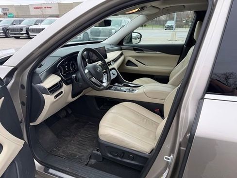 Certified 2023 INFINITI QX60 Luxe w/ Cargo Package image 9