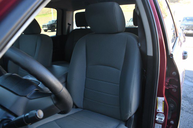 Used 2015 RAM 2500 Tradesman w/ Chrome Appearance Group AWD/4WD image 17