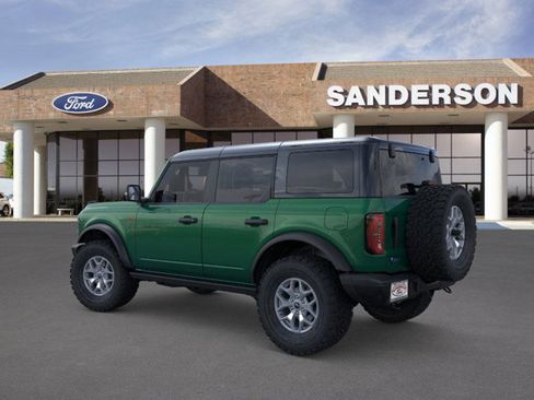 New 2025 Ford Bronco Badlands image 4