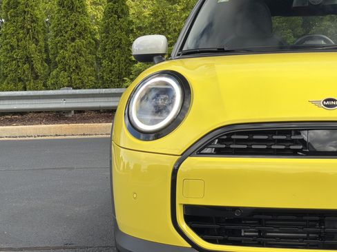 New 2026 MINI Cooper S FWD image 18
