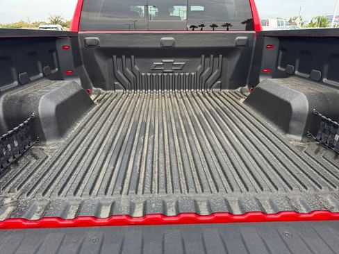 New 2025 Chevrolet Silverado 1500 LT w/ Convenience Package II RWD image 10