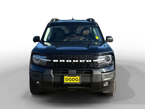 Certified 2025 Ford Bronco Sport Outer Banks w/ Outer Banks Tech Package+ image 8