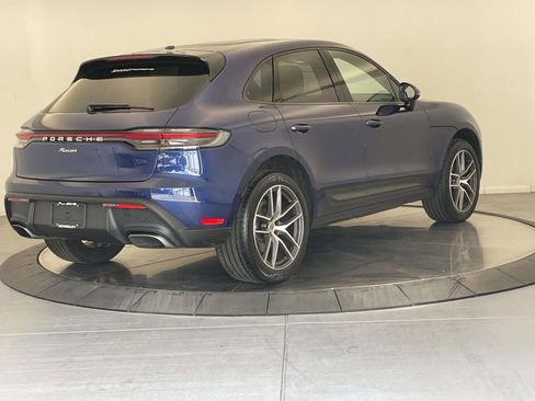 Used 2024 Porsche Macan image 7