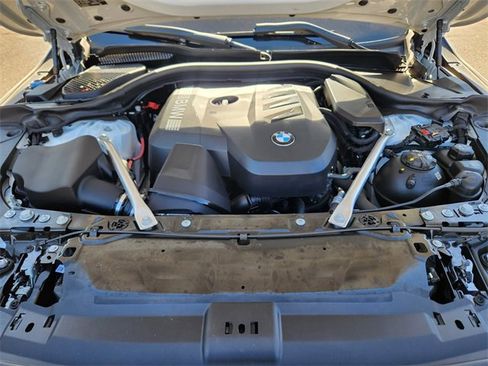 Used 2025 BMW 530i xDrive image 23