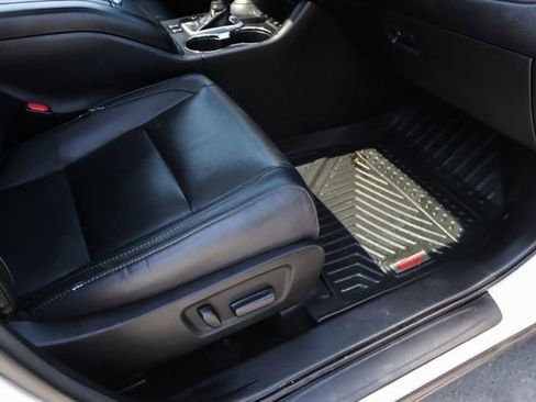 Used 2017 Toyota Highlander XLE image 43