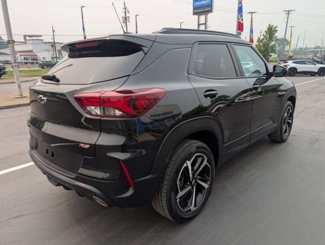 Used 2023 Chevrolet TrailBlazer RS w/ Sun and Liftgate Package AWD/4WD image 5