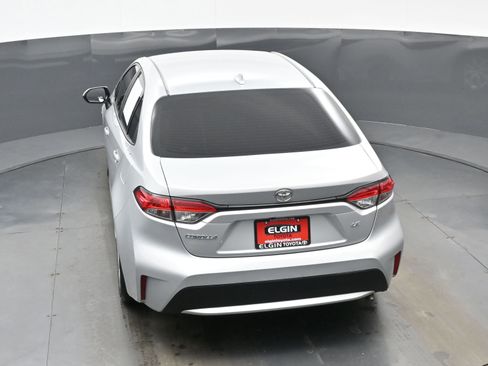 Used 2021 Toyota Corolla LE image 37