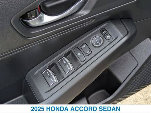Certified 2025 Honda Accord LX image 13
