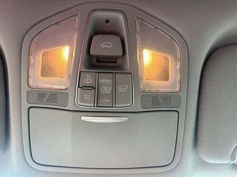 Used 2019 Hyundai Santa Fe XL FWD image 18