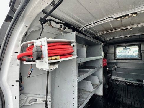 Used 2018 Chevrolet Express 2500 w/ Driver Convenience Package image 14