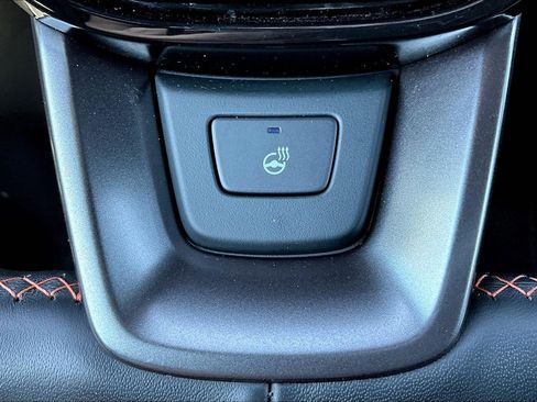 Certified 2025 Honda Pilot TrailSport image 39
