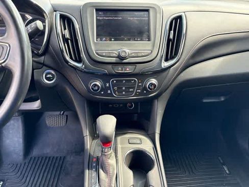 Used 2022 Chevrolet Equinox RS FWD image 20