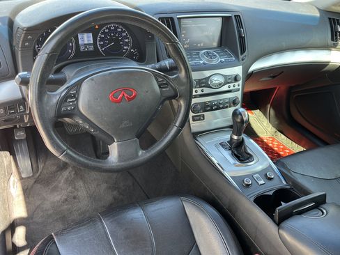 Used 2013 INFINITI G37 Sport w/ Premium Pkg image 3