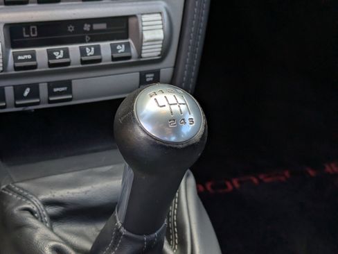 Used 2006 Porsche 911 Carrera S image 23