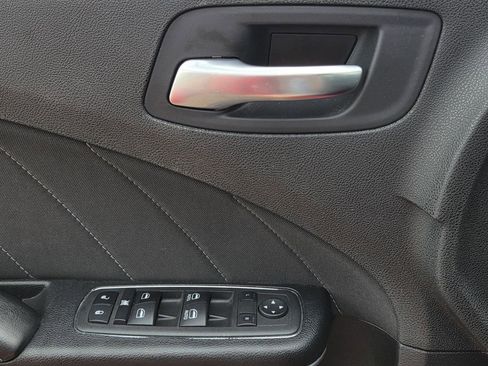 Used 2022 Dodge Charger SXT RWD image 23
