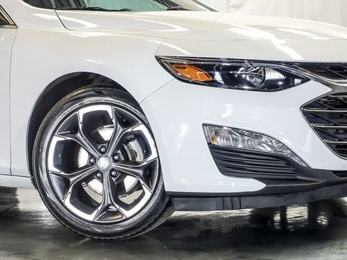 Used 2024 Chevrolet Malibu LT FWD image 4