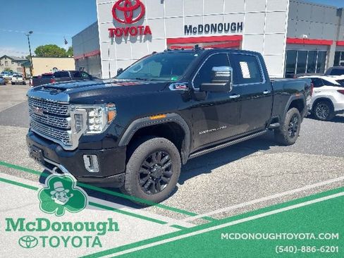 Used 2022 GMC Sierra 2500 Denali w/ Denali Black Diamond Edition AWD/4WD image 1