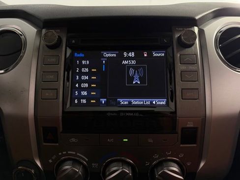 Used 2018 Toyota Tundra SR5 image 21