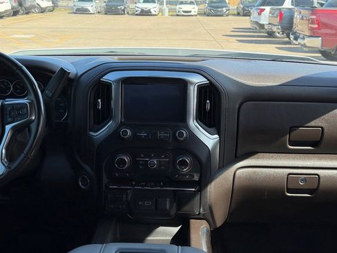 Used 2021 Chevrolet Silverado 1500 LT Trail Boss w/ Bed Protection Package image 14