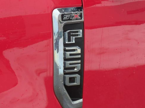 Used 2022 Ford F250 XL w/ STX Appearance Package image 13
